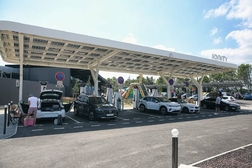 Electric-travel-charging-station-motorway-a7-aire-15